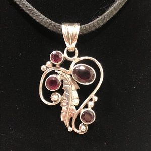 ♥️Garnet Stone Pendant Necklace Sterling Silver♥️